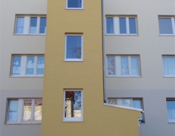 Treppenhaus_aussen_2.jpg